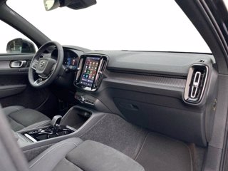 VOLVO XC40 Black Edition Ultra, B3 Mild hybrid, Benzina