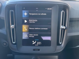 VOLVO XC40 Essential, T2 automatico, Benzina