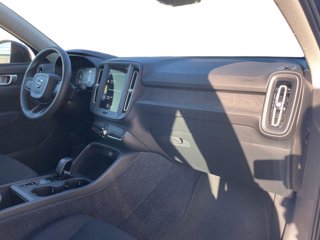 VOLVO XC40 Essential, T2 automatico, Benzina