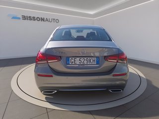 MERCEDES A 180 d sport auto