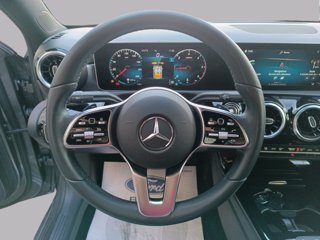 MERCEDES A 180 d sport auto