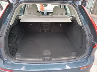 VOLVO Xc60 2.0 b4 plus bright awd auto