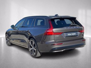 VOLVO V60 Plus, B4 Mild hybrid, Diesel, Dark