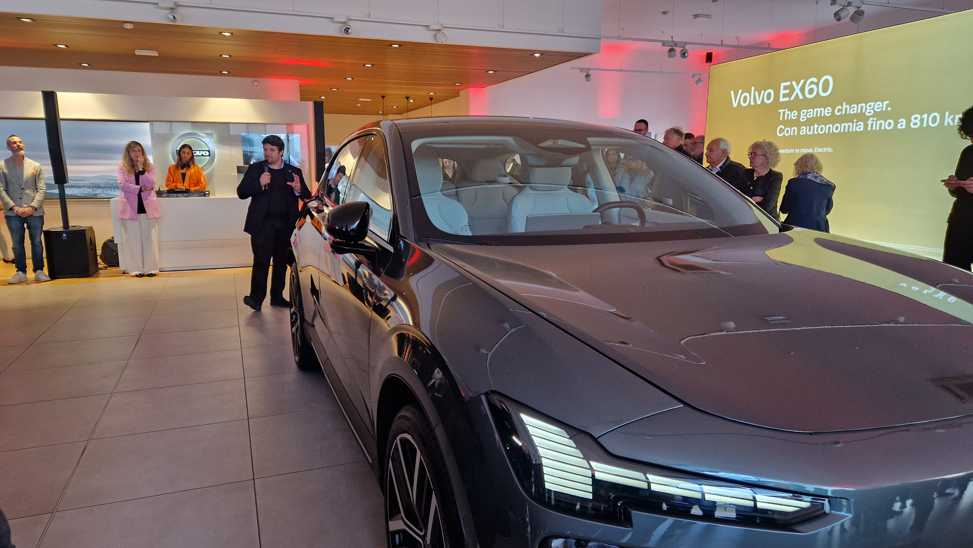 Gallery Anteprima Volvo EX60 Bisson Altavilla 13