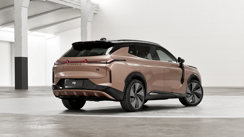 08 More Lynk&Co Bisson Auto