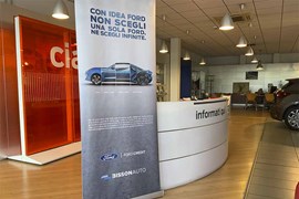Ponte Alto Rovigo Ford Store 08