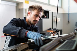Filiale Este Vendita Auto Nuovo E Usato Ford Officina Ford Certificata 12