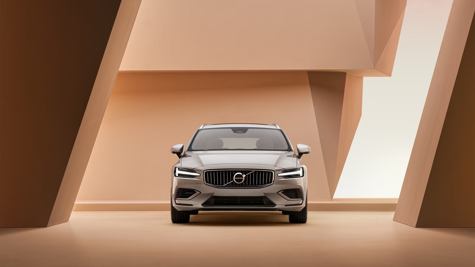 V60 Phevgallery 1 16X9