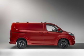 Fordtransitcustom Limitedvan Artisanred 003