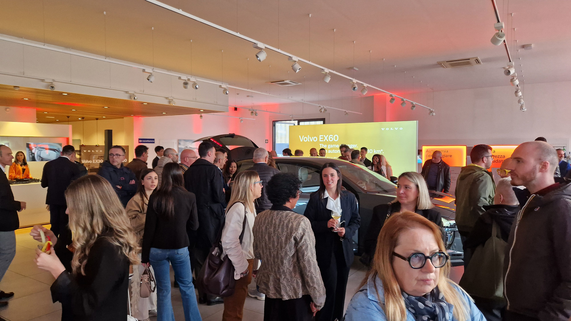 Gallery Anteprima Volvo EX60 Bisson Altavilla 15