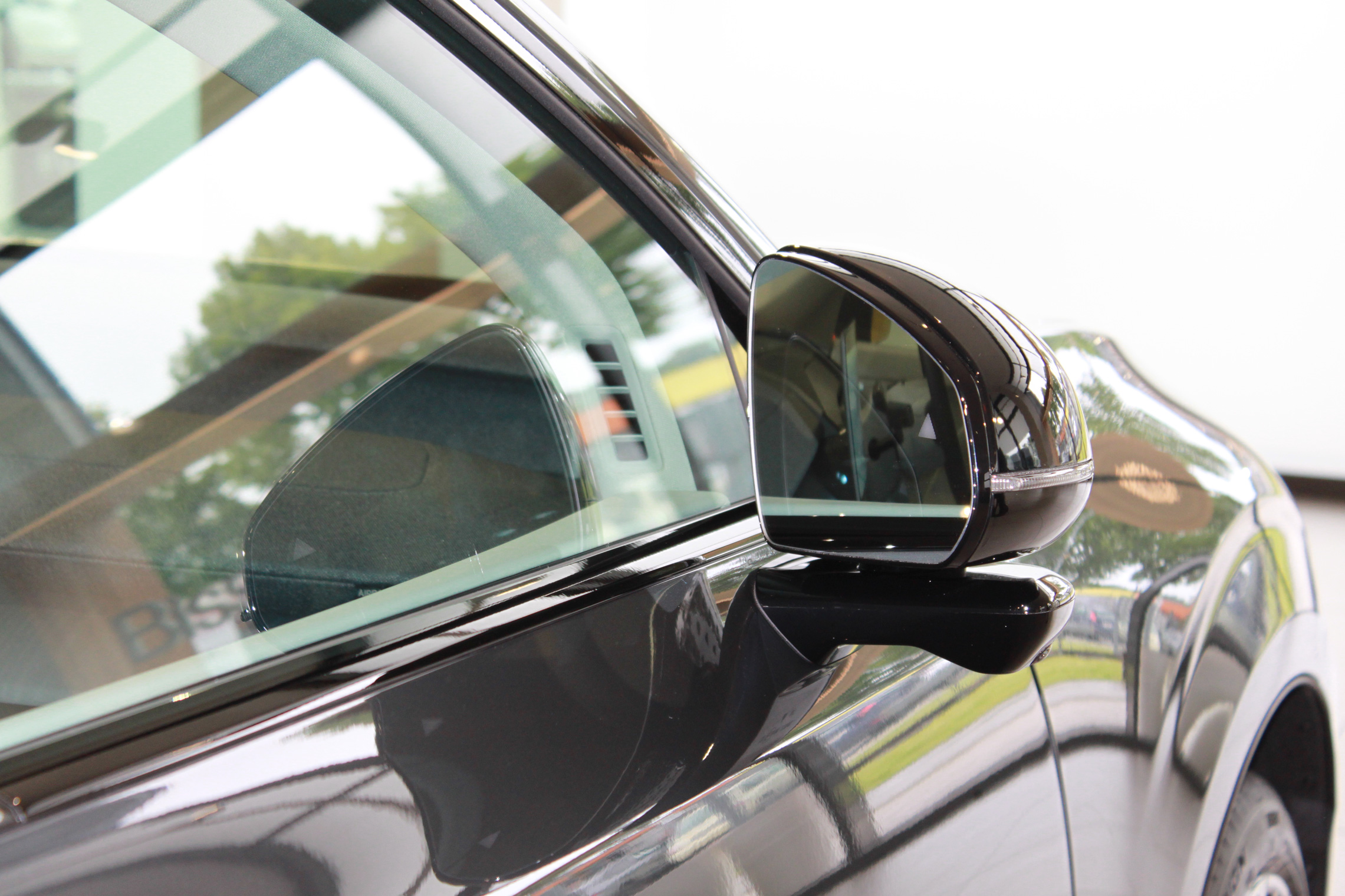 Gallery Anteprima Volvo EX60 Bisson Altavilla 30