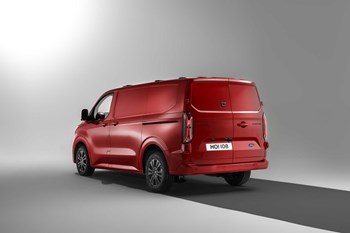 Fordtransitcustom Limitedvan Artisanred 002