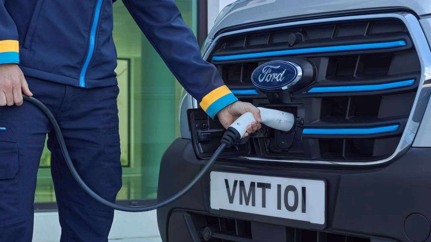 Ford Eu E Transit Shot 01D V363 Etransit Fro