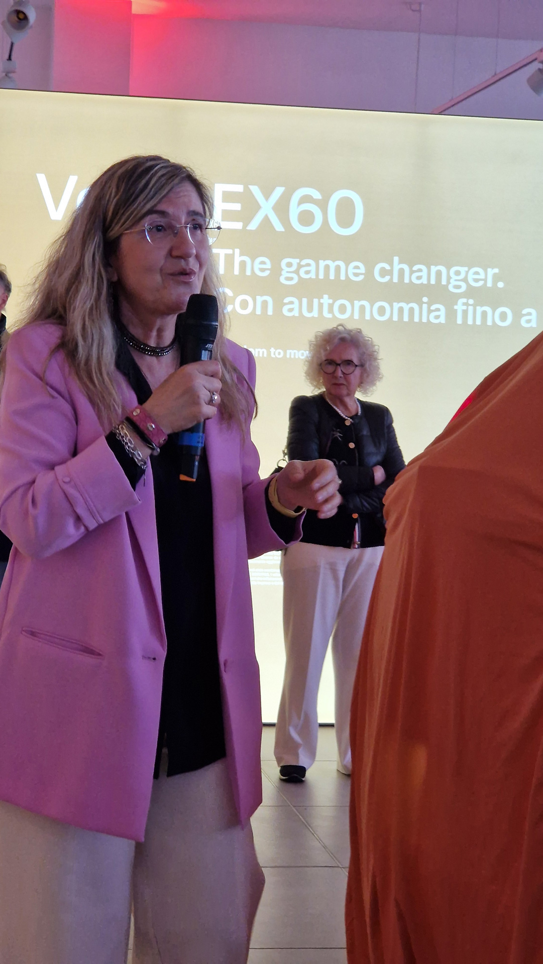Gallery Anteprima Volvo EX60 Bisson Altavilla 08