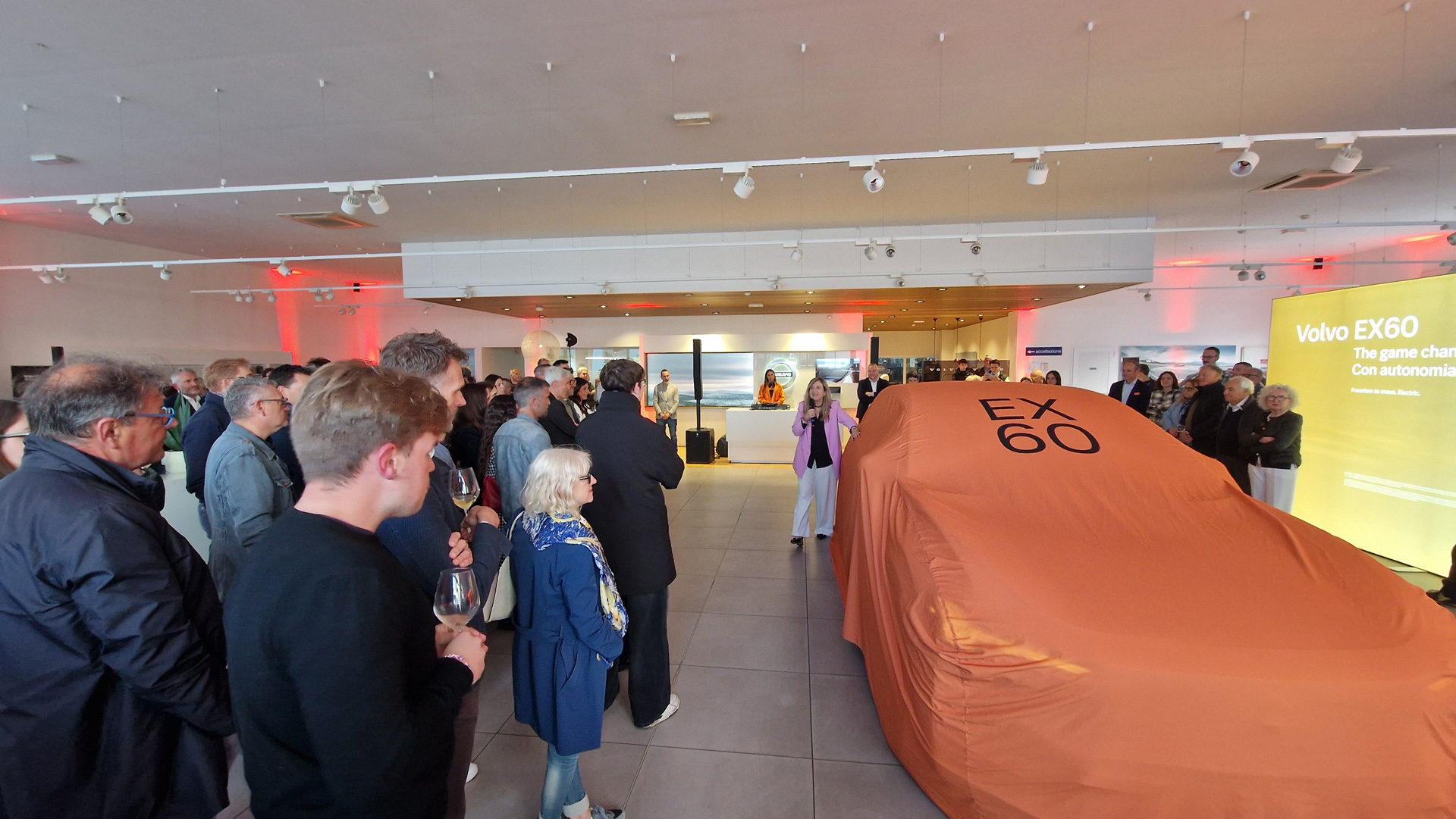 Gallery Anteprima Volvo EX60 Bisson Altavilla 10