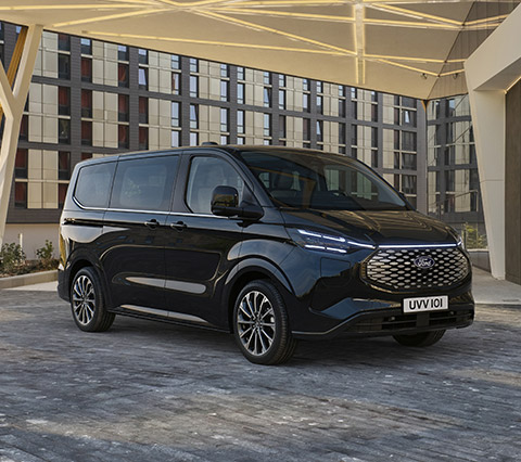 Nuovo Tourneo Custom