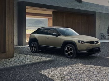 1800 900 Hero Large Mx30 Rev Showroom (1)