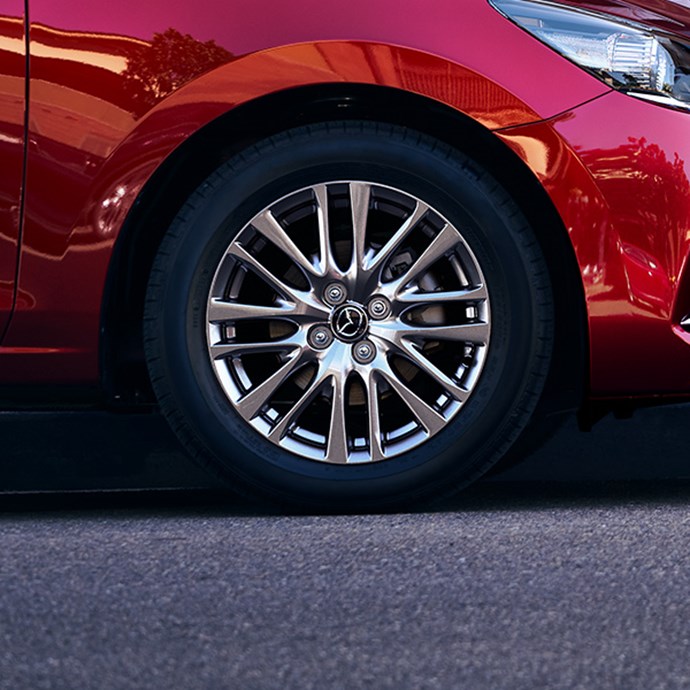 Mazda2 01