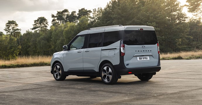 2 Ford E Tourneo Courier Il Quadro Strumenti Digitale Vicenza Padova Rovigo Chioggia Bassano Este 1200X628