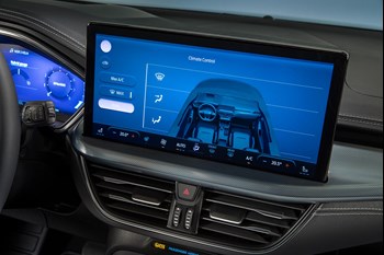 2021 Ford Focus Active Interior Sync4 20 Low