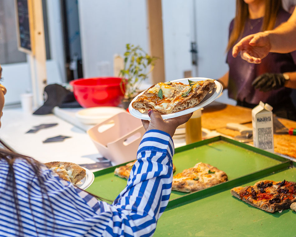 Pizza In Piazza A Vicenza 950X760